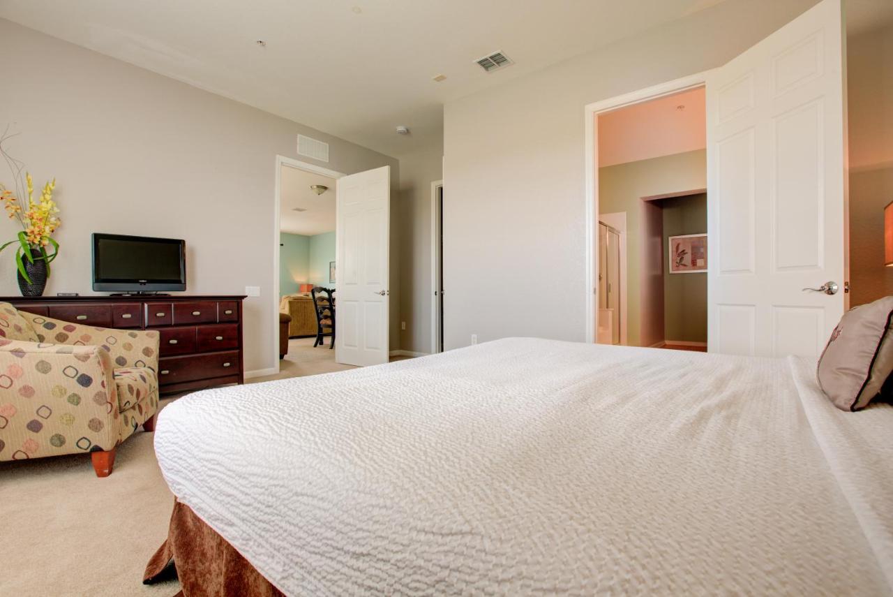 אורלנדו Top-Floor Luxurious Lakeview Condo מראה חיצוני תמונה